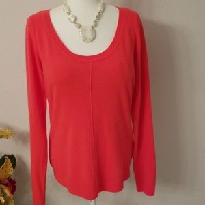 Nicki Minaj sweater large